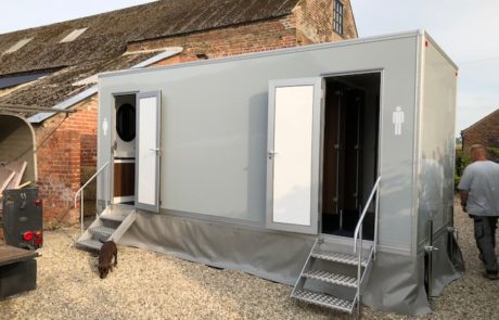 Luxury Toilet Trailer