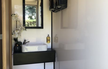 Luxury Toilet Trailer
