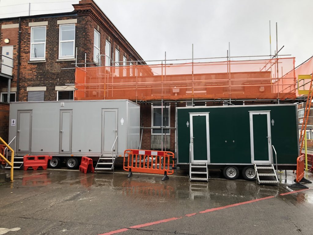 Office Re-refurbishment Toilet Hire Luxury Temporary Staff Toilets